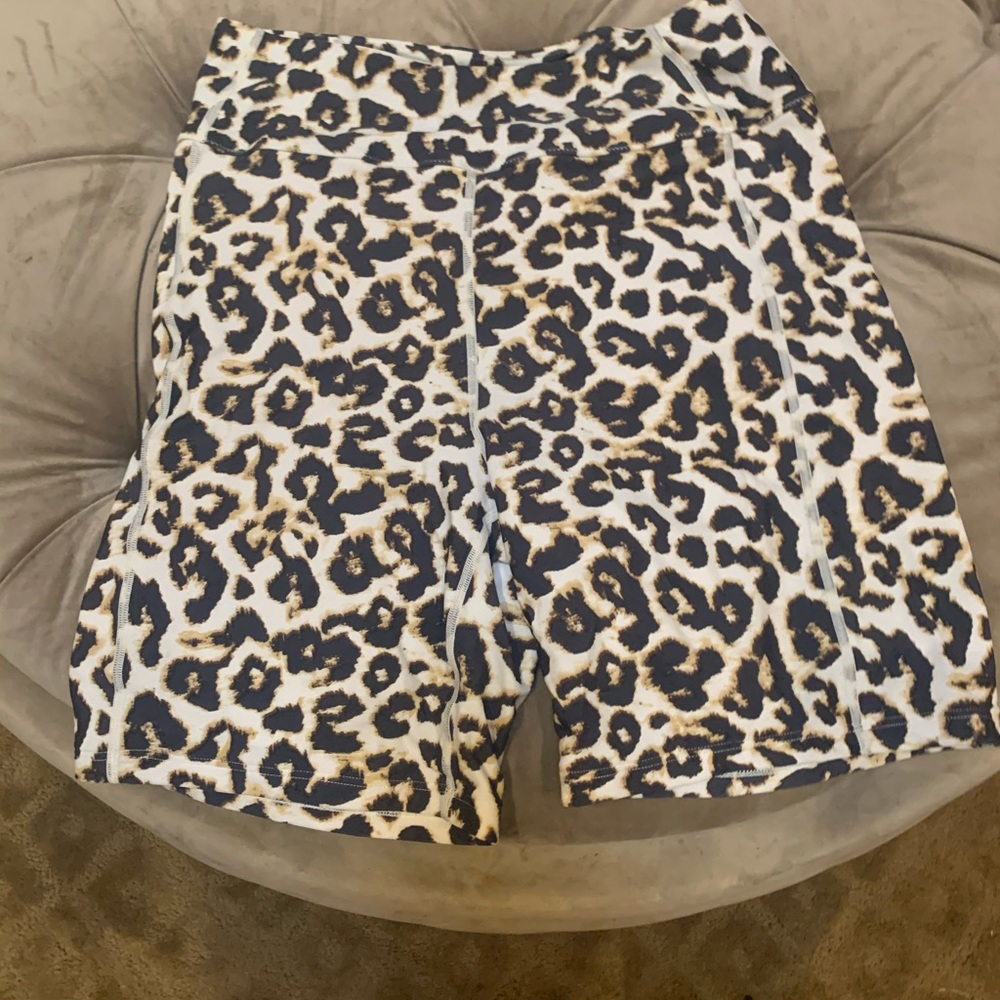 Abercrombie & Fitch Leopard bike short